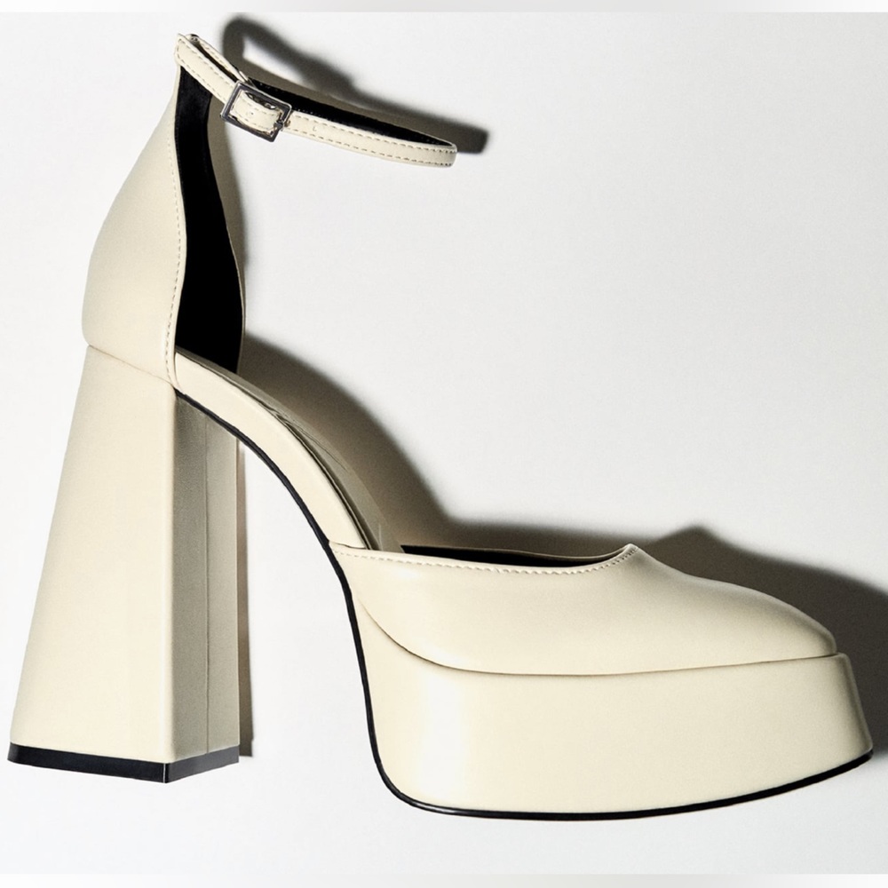 New with tags Zara platform heels!
